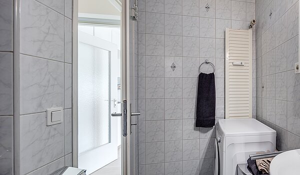 多层公寓 与 1 房间 | München-Feldmoching | 70456 | Badezimmer