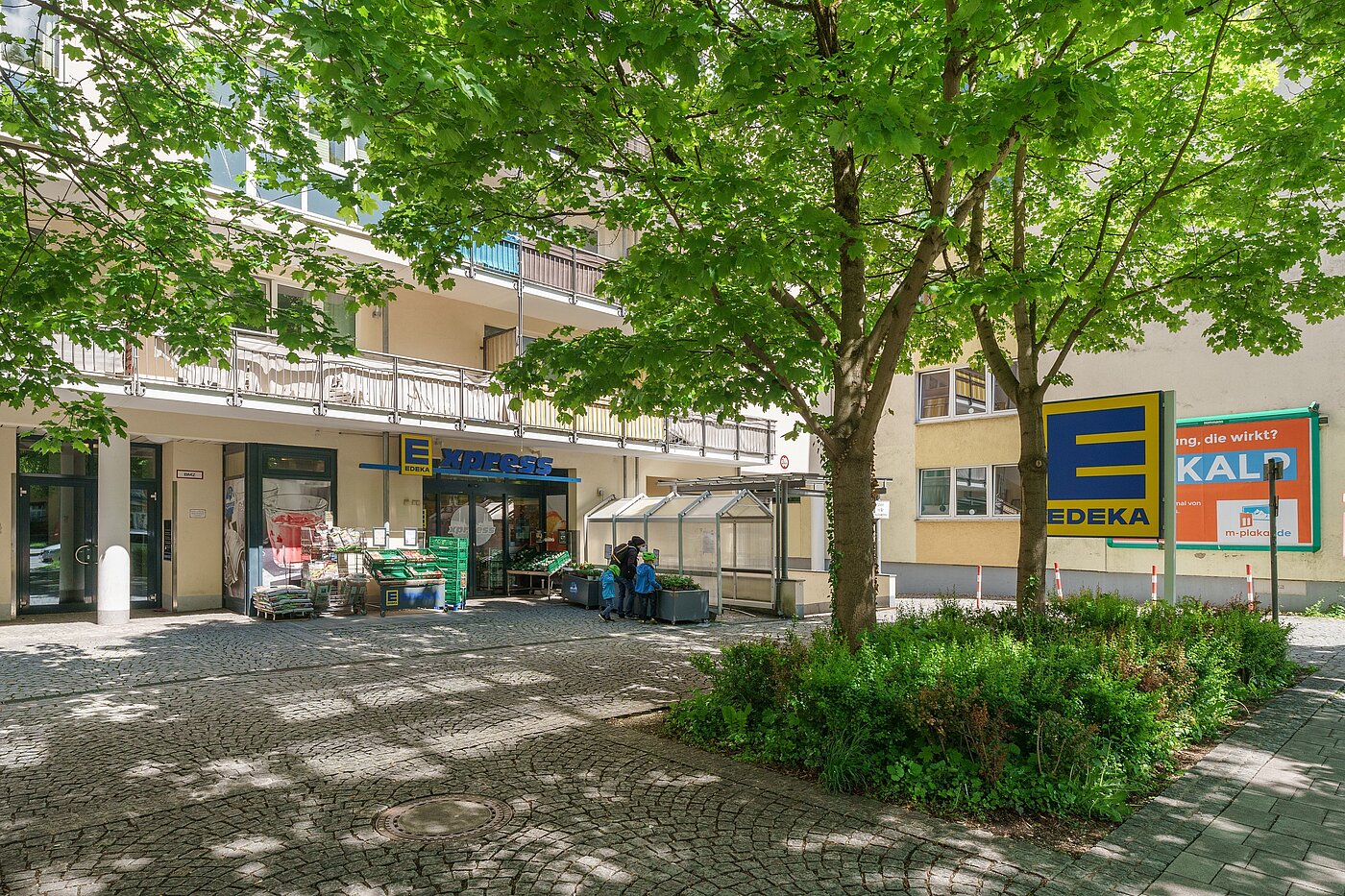 多层公寓 与 2 房间 | München-Ramersdorf | 2207ML11 | Einkaufsmöglichkeiten
