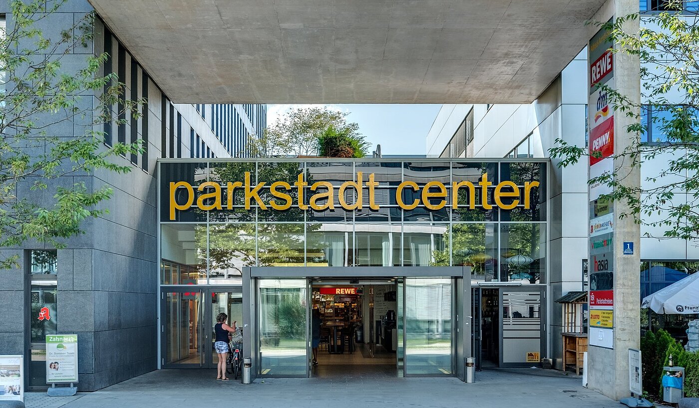 多层公寓 与 4 房间 | 1709ML3 | Einkaufsmöglichkeiten