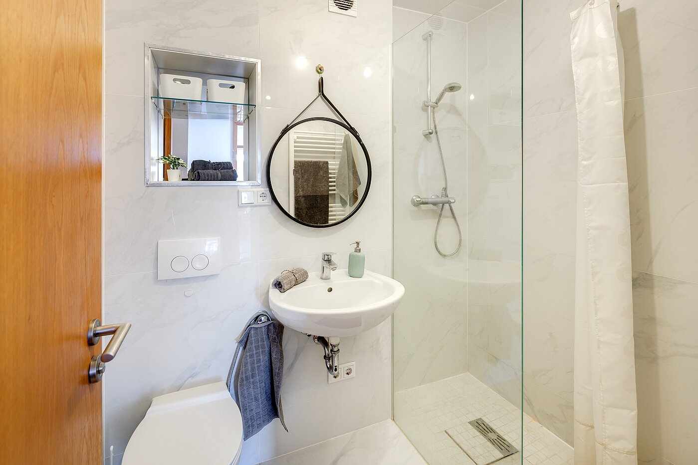 多层公寓 与 3 房间 | München-Schwabing | 70318 | Bad mit...