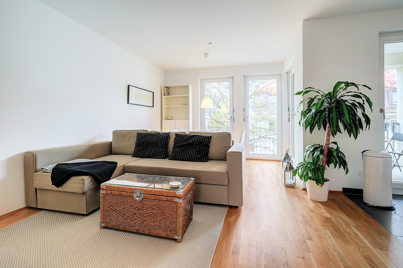 多层公寓 与 3 房间 | München-Moosach | 70164 | Wohn- Essbereich...