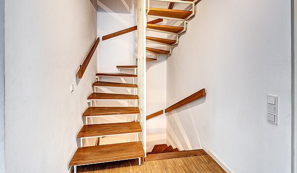 排角屋 与 6 房间 | Germering | 70033 | Auf dem Weg...