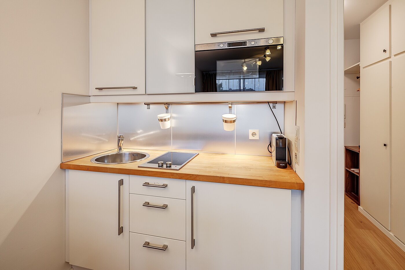 多层公寓 与 1 房间 | München-Schwabing | 70475 | Küchenzeile ...