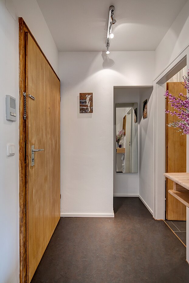 多层公寓 与 1.5 房间 | München-Obergiesing | 70136 | Eingangsbereich mit...