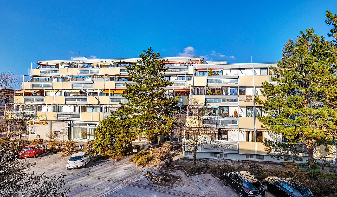 多层公寓 与 3 房间 | Unterschleißheim | 70003 | Außenansicht Wohnanlage