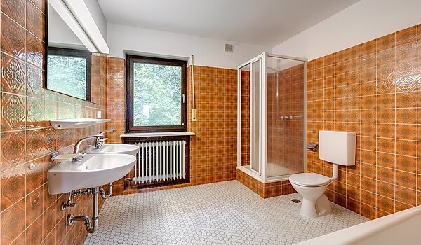 排式中层住宅 与 5 房间 | München-Obermenzing | 1907ML6 | großes Bad