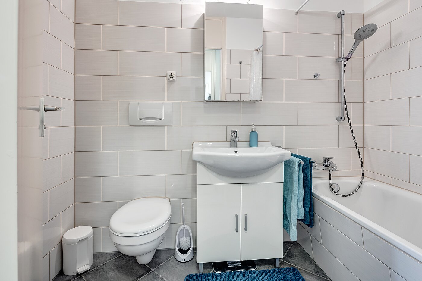 多层公寓 与 1 房间 | München-Johanneskirchen | 2204ML7 | ...komplett in weiß gehalten