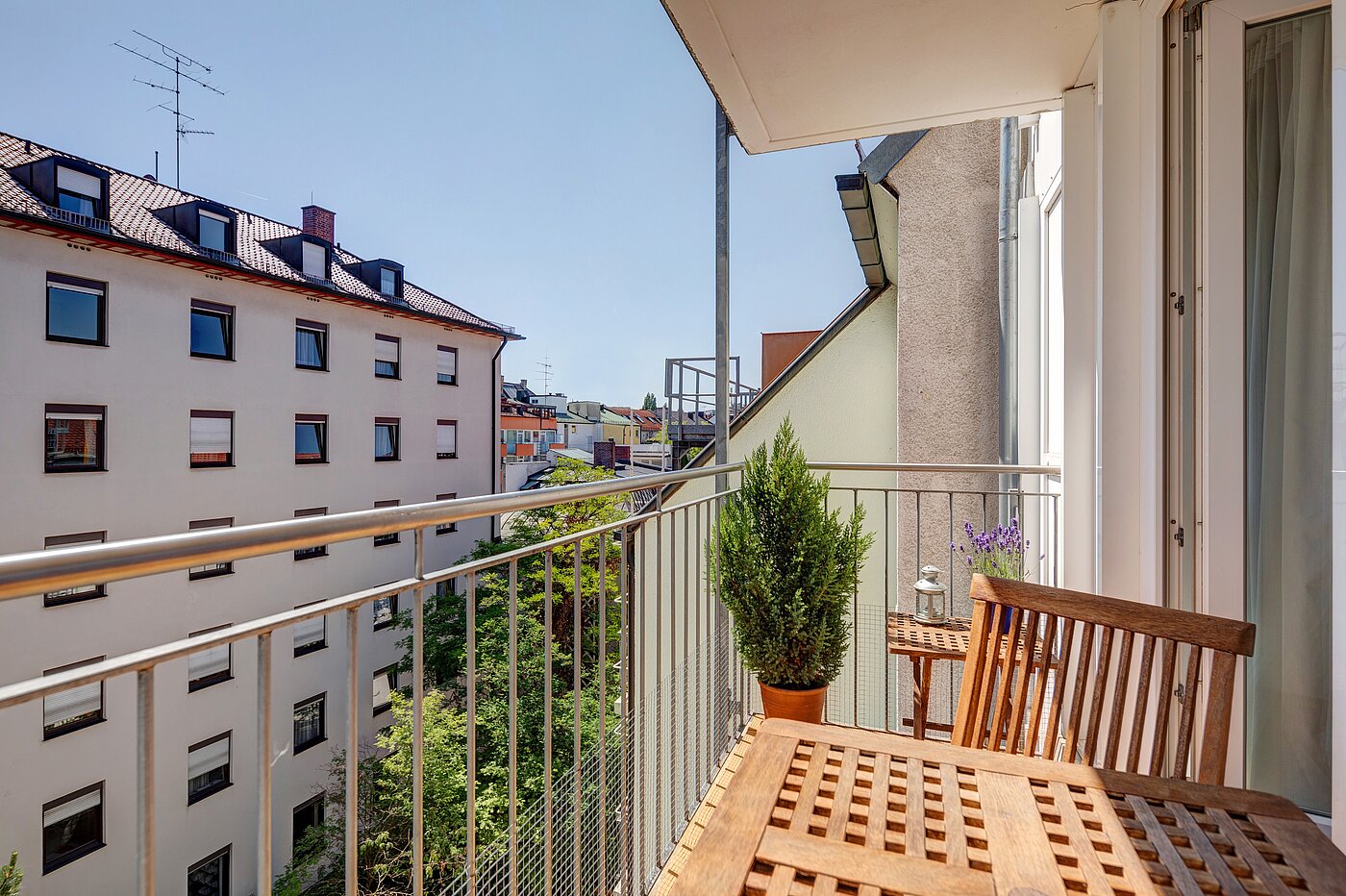复式公寓 与 2.5 房间 | München-Ludwigsvorstadt | 2111ML5 | ...und Blick zum Innenhof