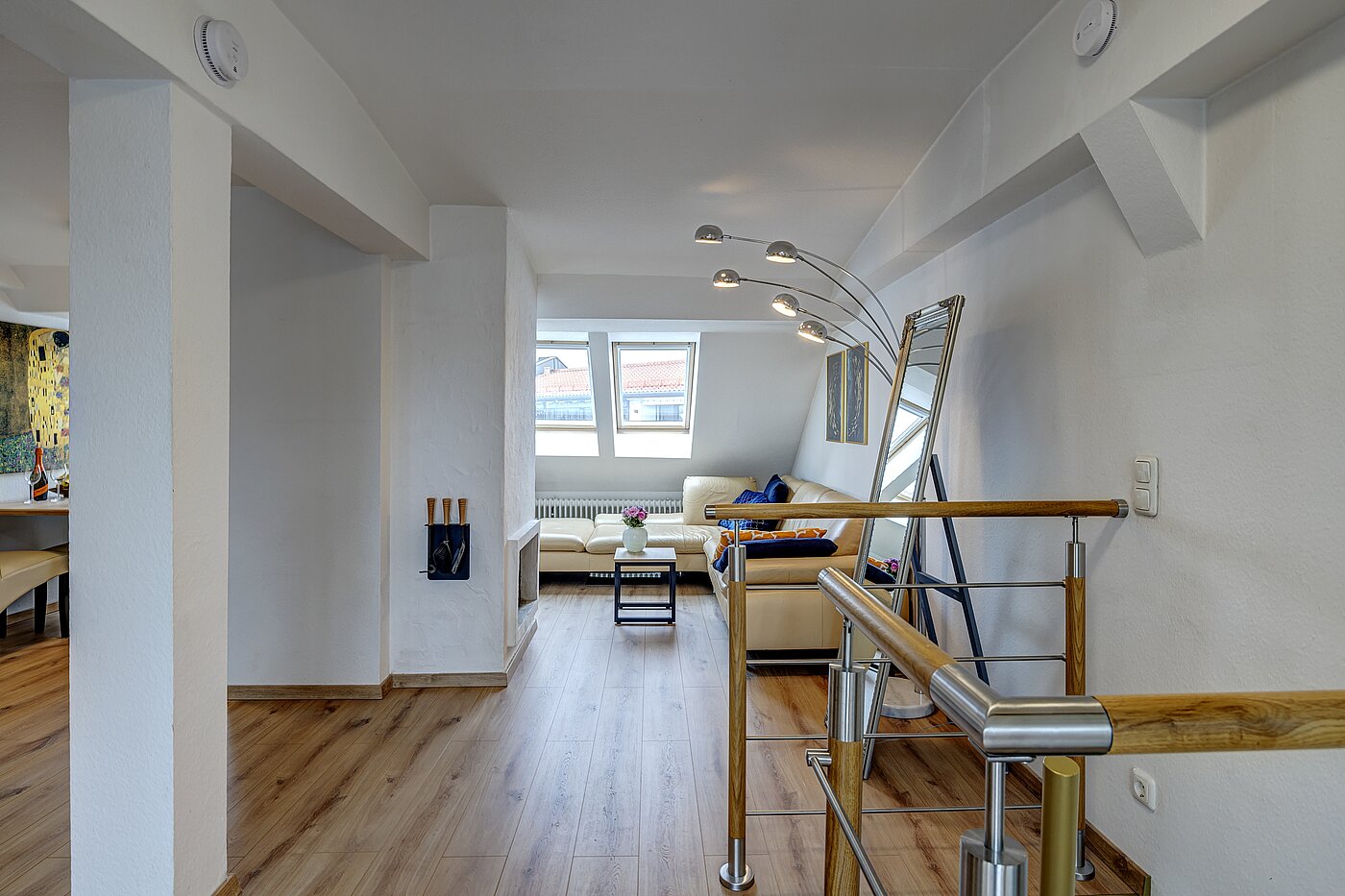 阁楼公寓 与 4.5 房间 | München-Ludwigsvorstadt | 70461 | Wohnen / Essen