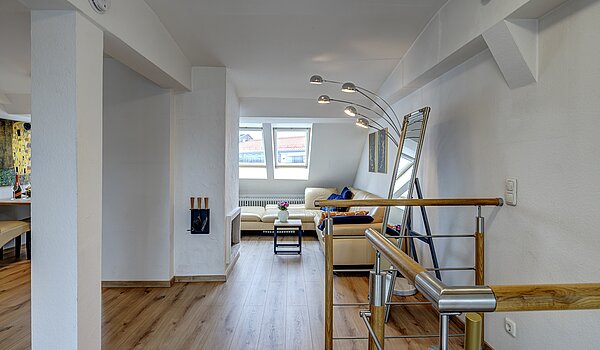 阁楼公寓 与 4.5 房间 | München-Ludwigsvorstadt | 70461 | Wohnen / Essen
