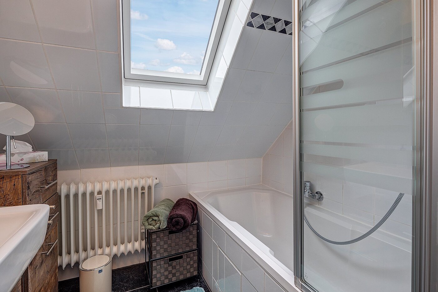 阁楼公寓 与 3 房间 | München-Hasenbergl | 1803ML5 | Elegantes Bad...