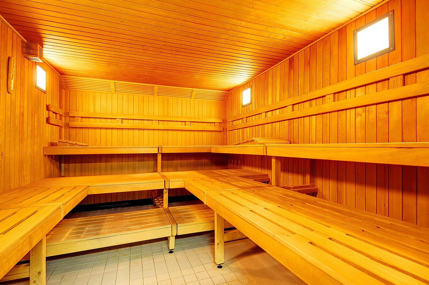 多层公寓 与 2 房间 | München-Sendling-Westpark | 2010ML9 | Sauna und...