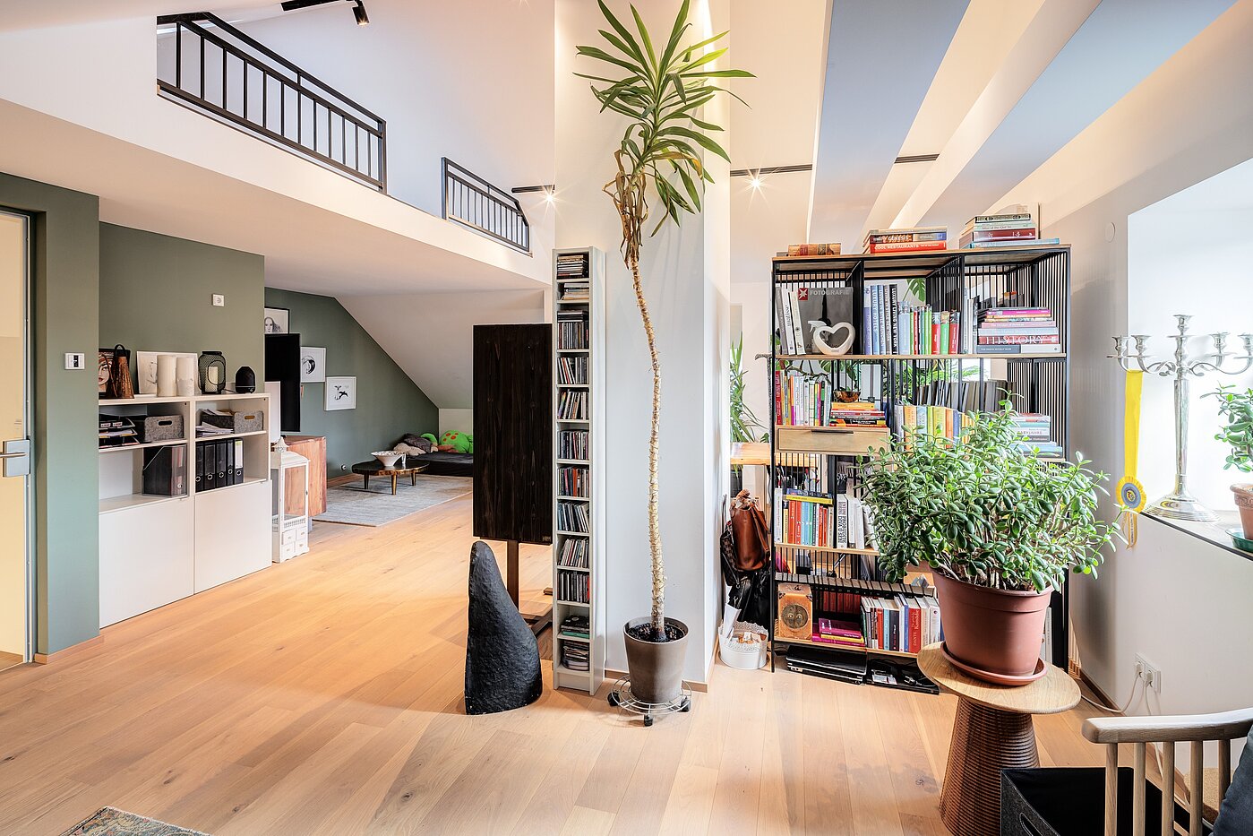 排角屋 与 6 房间 | München-Trudering | 70191 | Lichtdurchflutetes...