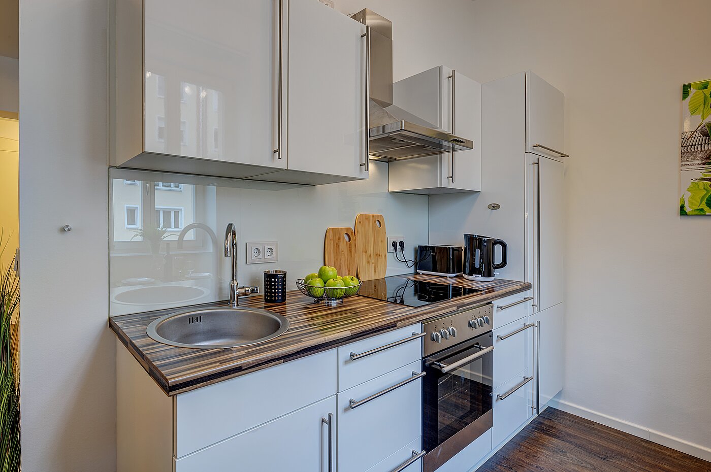 多层公寓 与 1 房间 | München-Neuhausen | 70235 | Funktionale Küche..