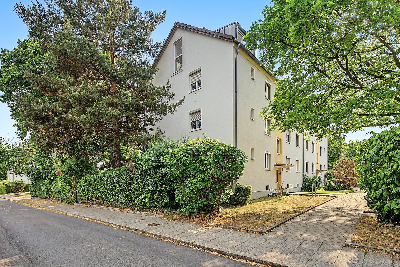 多层公寓 与 2 房间 | München-Allach | 70412 | Gebäudeansicht