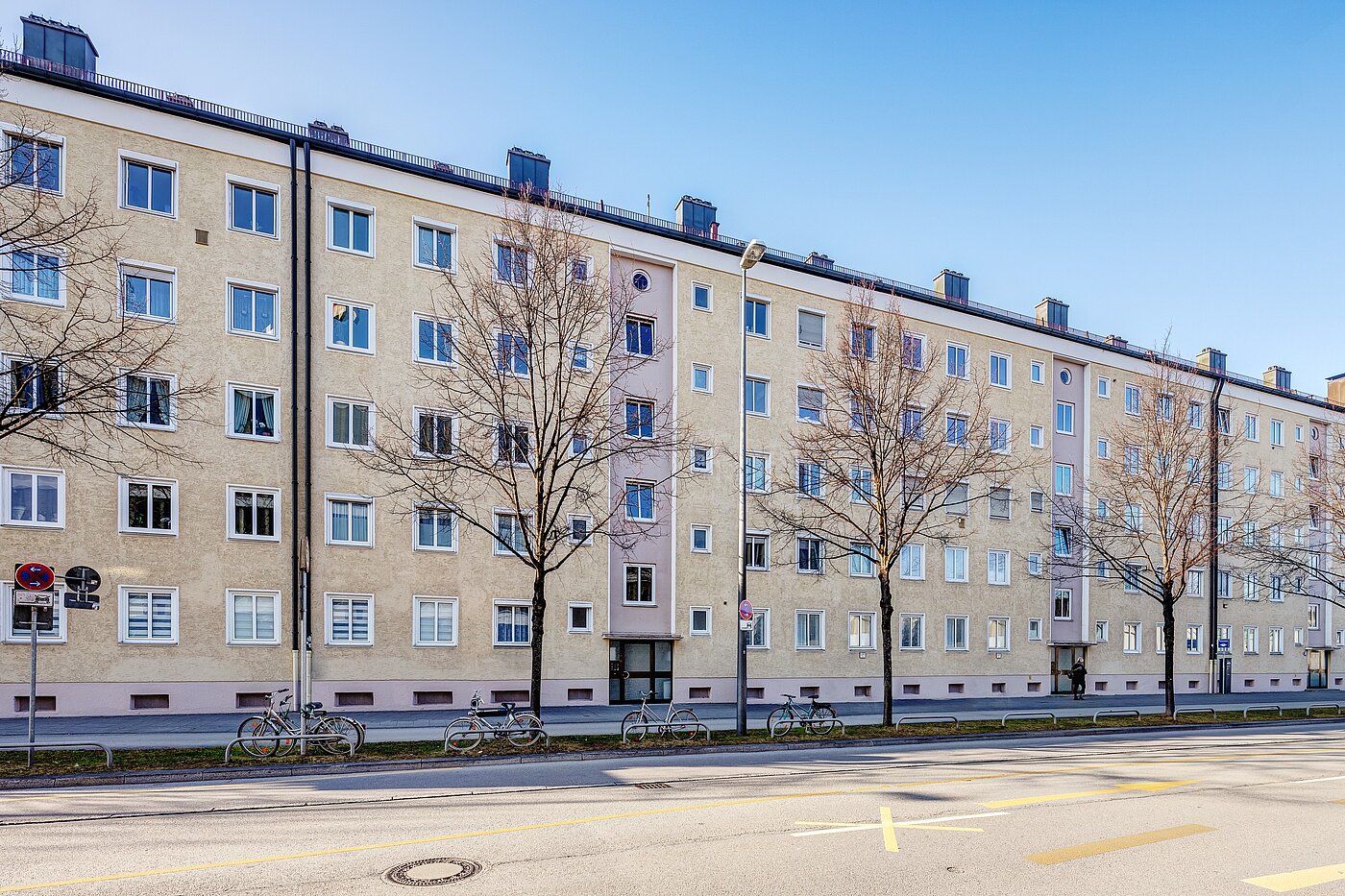 多层公寓 与 1 房间 | München-Sendling | 2201ML3 | Fassadenansicht von der Straße...