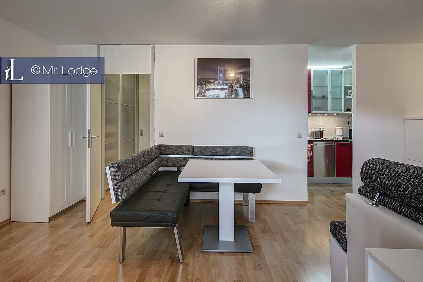 多层公寓 与 1 房间 | München-Sendling-Westpark | 1706ML8 | Essecke mit Blick zur Küche
