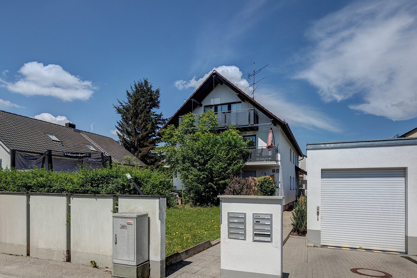 阁楼公寓 与 3 房间 | München-Hasenbergl | 1803ML5 | Hausansicht