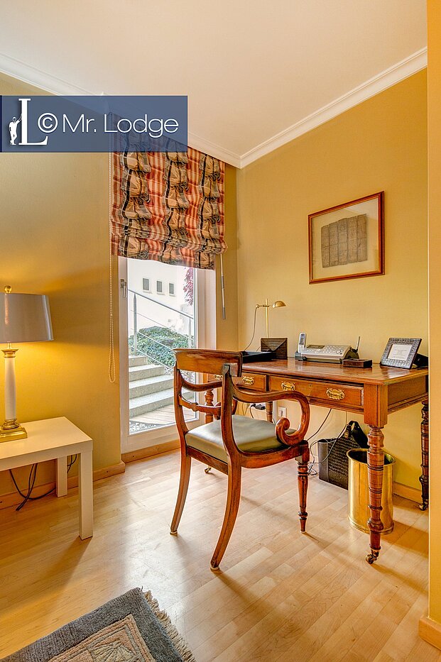 多层公寓 与 2 房间 | München-Schwabing | 1605ML1 | Schreibtisch, Arbeitsplatz