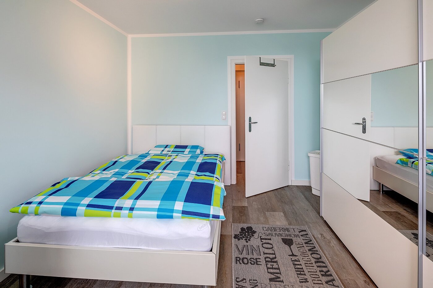 多层公寓 与 2 房间 | München-Aubing | 2104ML1 | Schlafen...