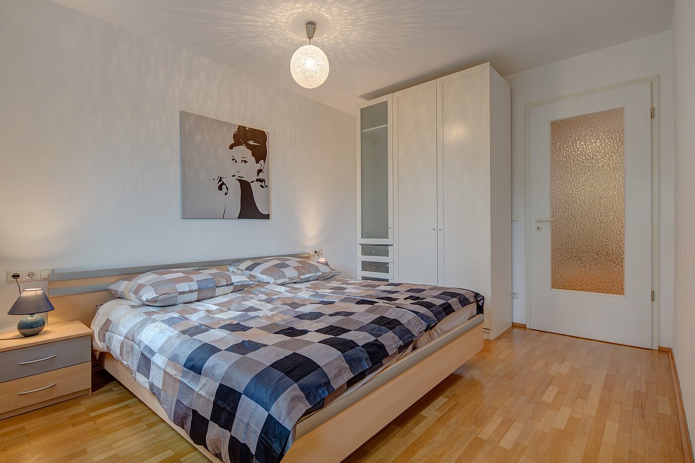多层公寓 与 2 房间 | München-Ramersdorf | 2207ML11 | ...Schlafzimmer