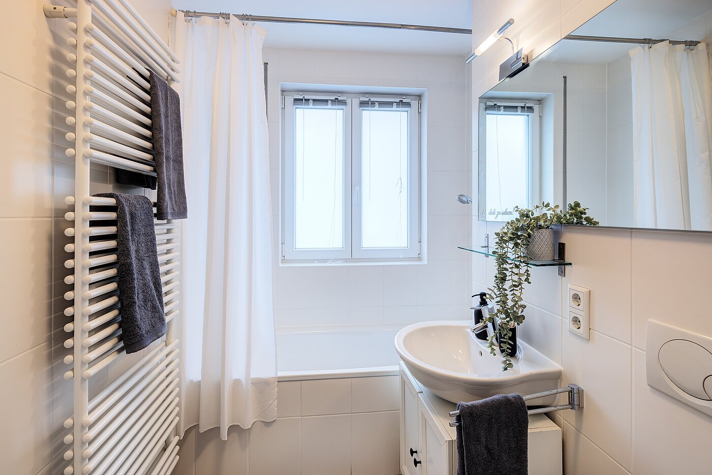 多层公寓 与 2 房间 | München-Schwabing | 703161 | Mit Tageslicht