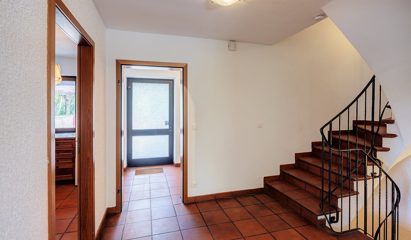 排角屋 与 5 房间 | Penzberg | 701121 | Gemauerte Treppen