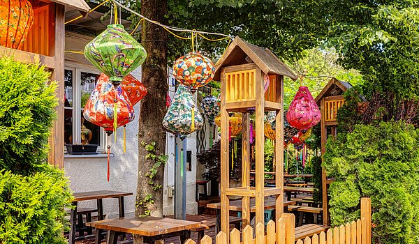 多层公寓 与 5 房间 | München-Neuhausen | 70140 | ...in der Nähe