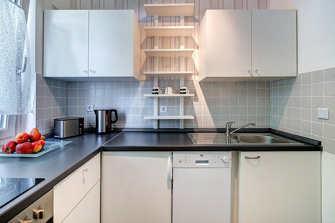 高架层 与 2 房间 | München-Sendling-Westpark | 2001ML1 | ...moderner Einbauküche