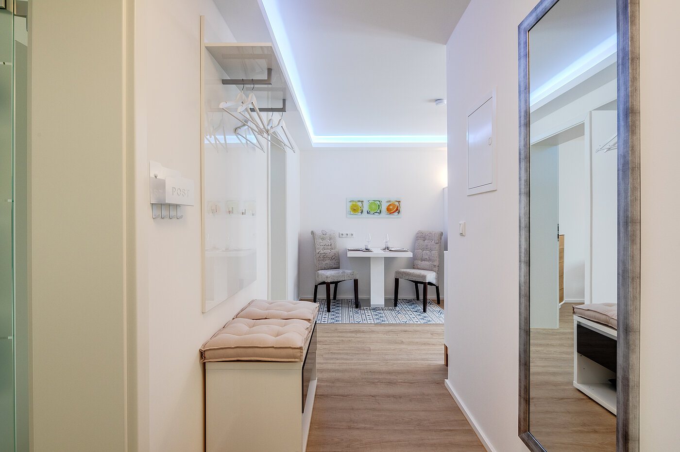 多层公寓 与 2 房间 | München-Allach | 70412 | ...Diele