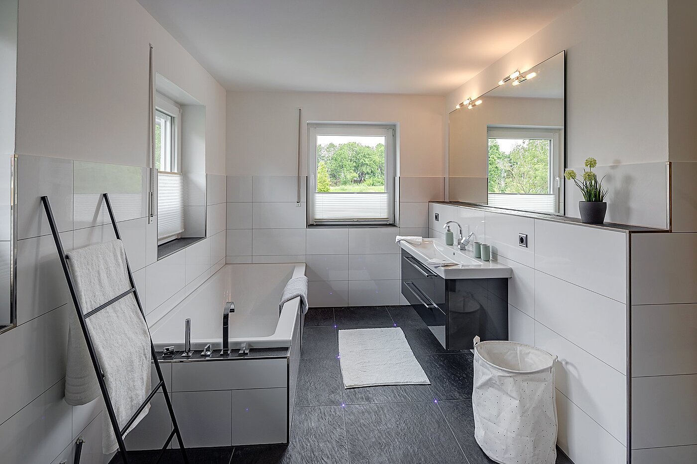 联排别墅 与 5 房间 | München-Aubing | 1905ML4 | Masterbad