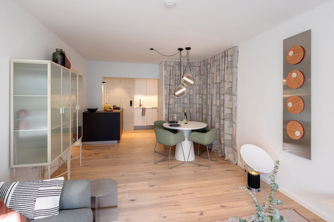 多层公寓 与 2 房间 | München-Isarvorstadt | 70459 | Offener Essbereich