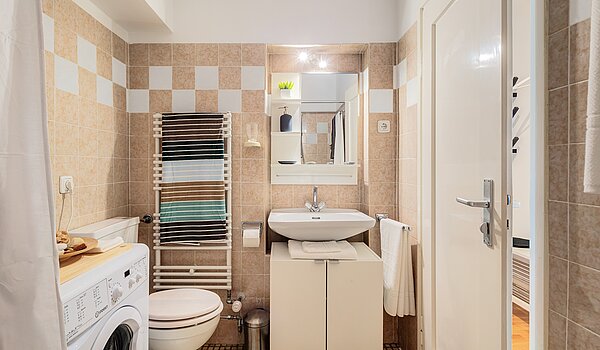 多层公寓 与 2 房间 | München-Maxvorstadt | 70398 | Badezimmer