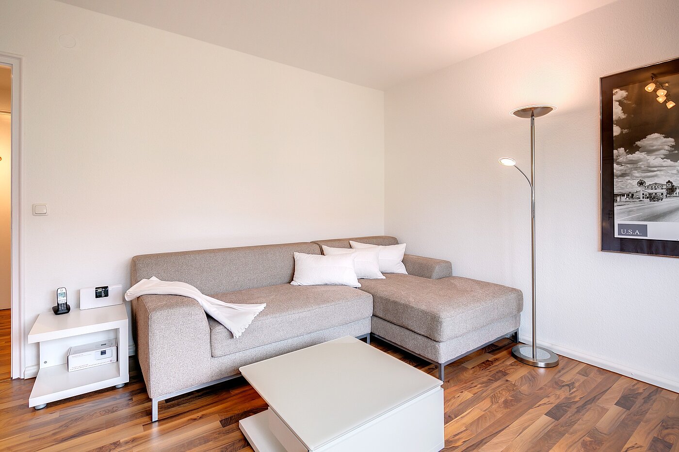 多层公寓 与 2 房间 | München-Schwabing | 70096 | Helles Wohnzimmer