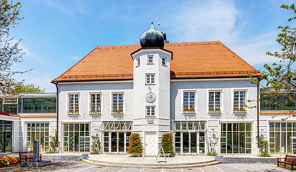 多层公寓 与 2 房间 | Haar | 70426 | ...Umgebung und...