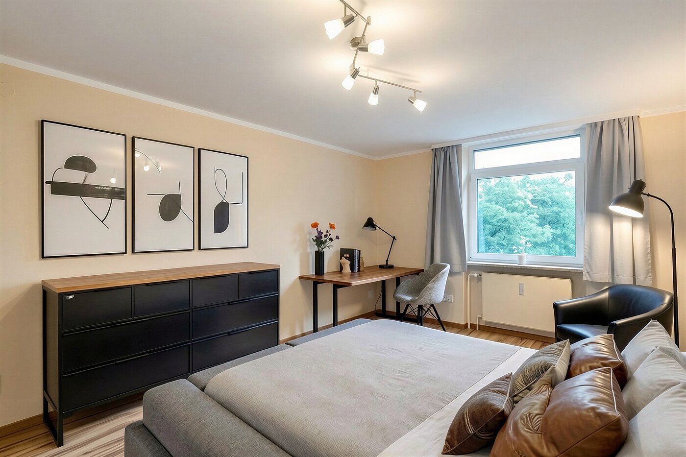 多层公寓 与 4 房间 | München-Aubing | 70276 | KI-generiertes Möblierungsbeispiel