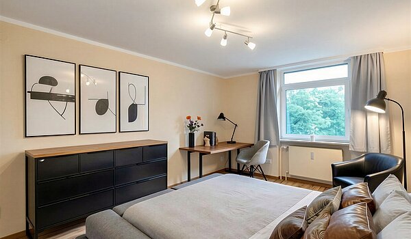 多层公寓 与 4 房间 | München-Aubing | 70276 | KI-generiertes Möblierungsbeispiel