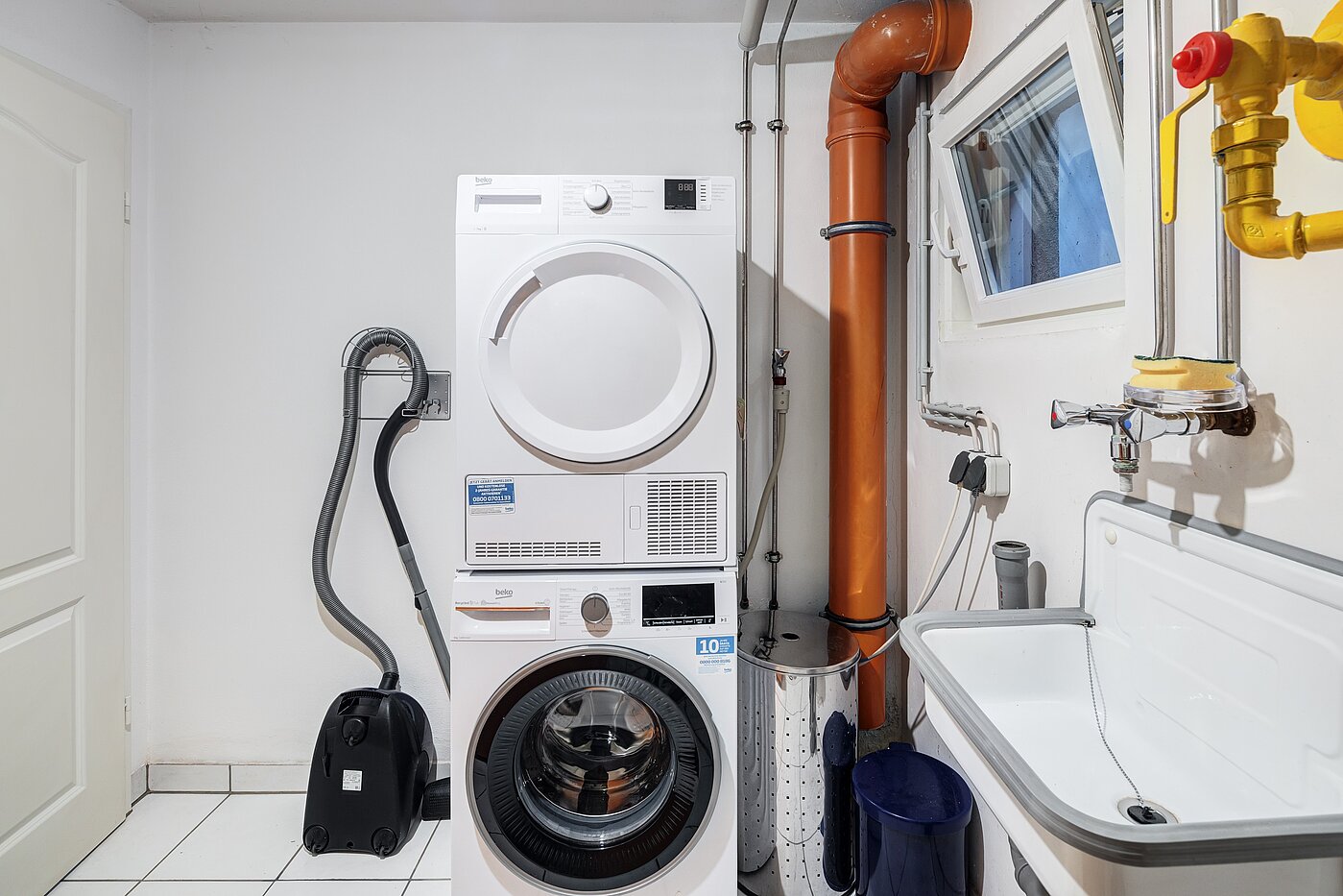 联排别墅 与 5 房间 | München-Trudering | 70269 | Haushaltsraum