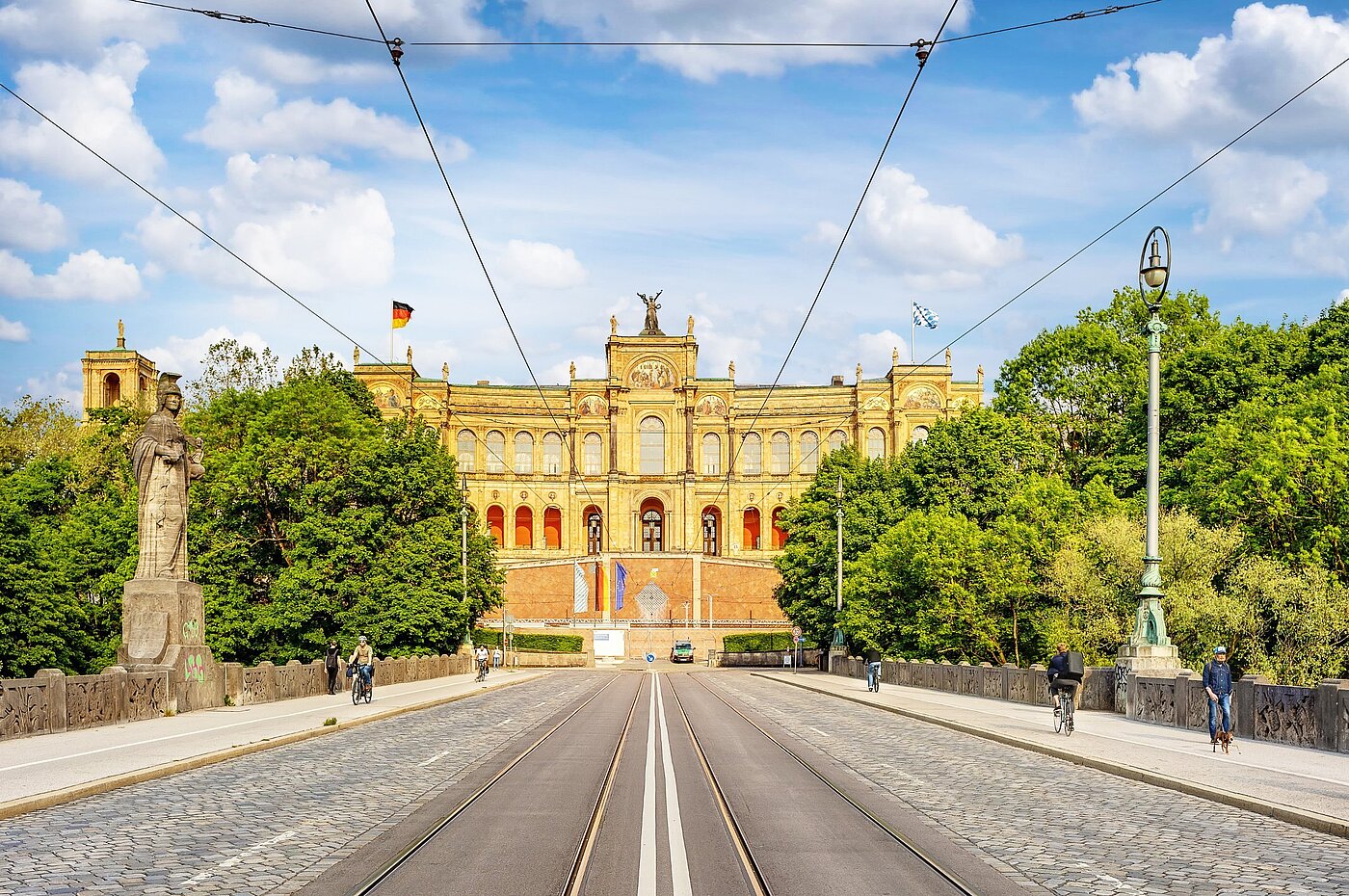 多层公寓 与 2 房间 | München-Haidhausen | 2105ML6 | ...und Maximilianeum