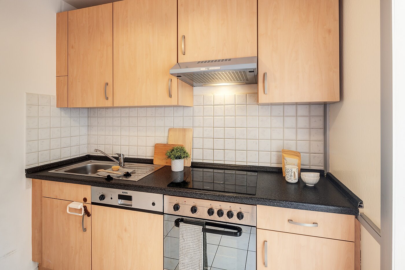 多层公寓 与 3 房间 | München-Bogenhausen | 70261 | ...mit allen Küchengeräten