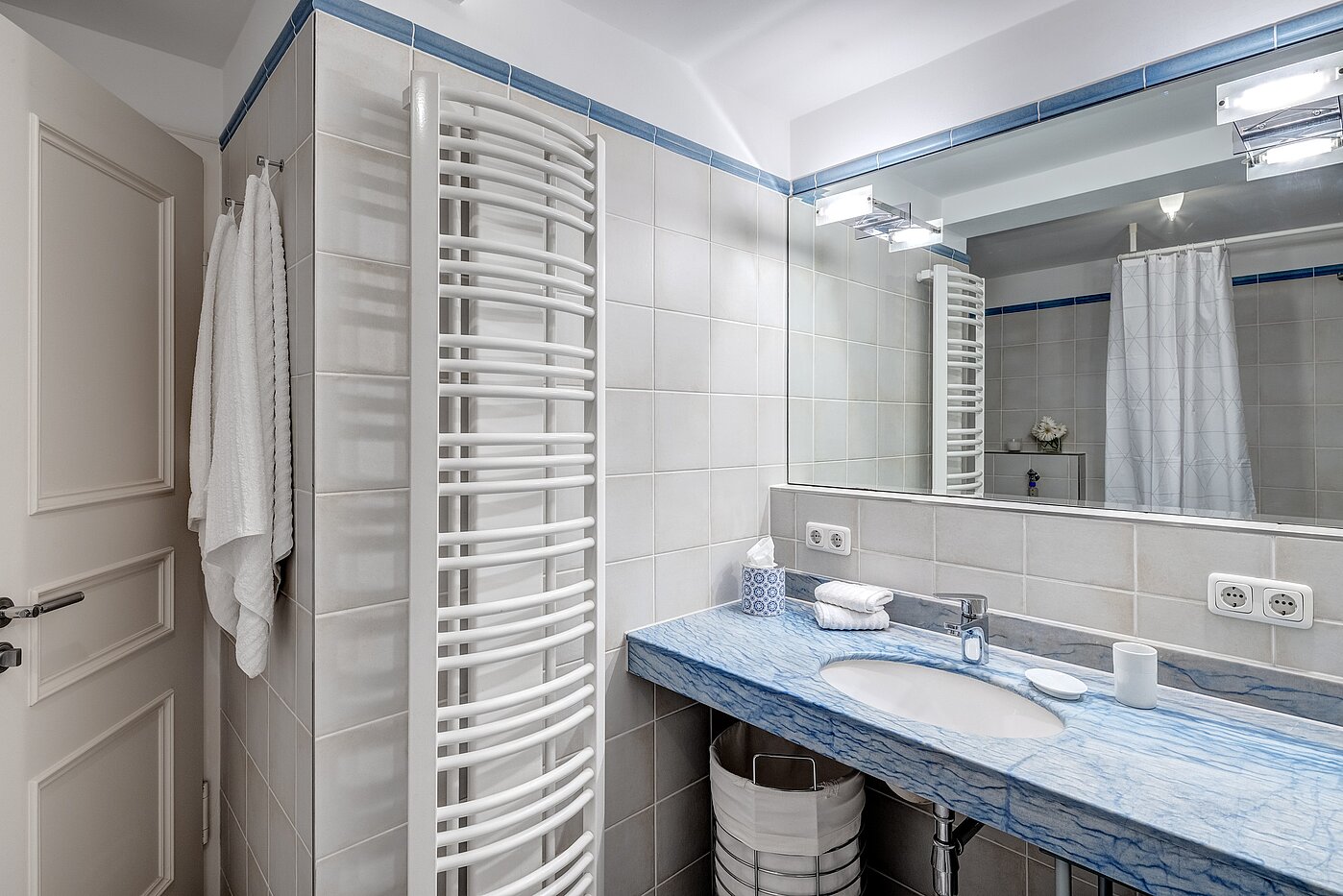 多层公寓 与 3 房间 | München-Schwabing | 2212ML1 | ...Badezimmer
