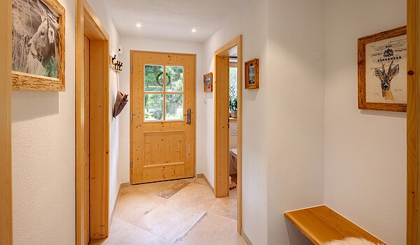 一楼公寓 与 2.5 房间 | Kreuth | 701351 | Garderobe