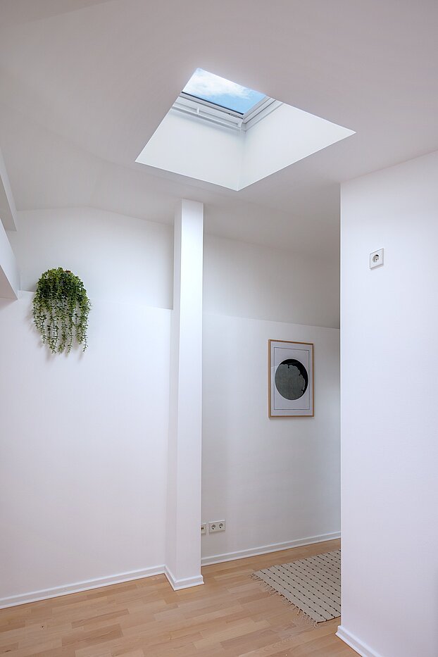 阁楼公寓 与 1 房间 | München-Sendling | 700402 | Elektrische Velux-Dachfenster
