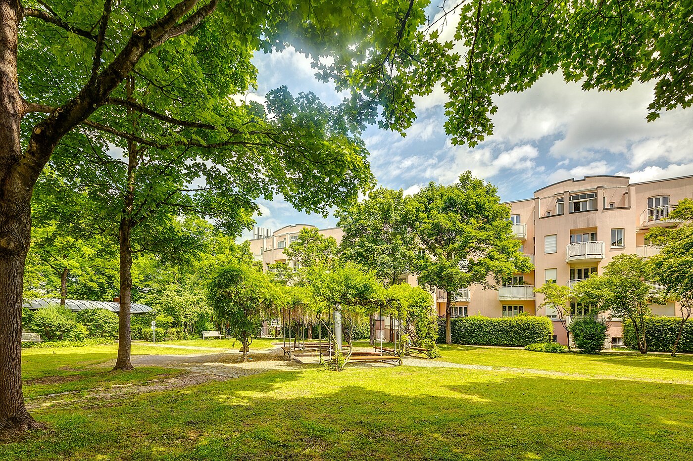 多层公寓 与 1 房间 | München-Perlach | 2204ML8 | Parkähnliche, ruhige Außenanlagen