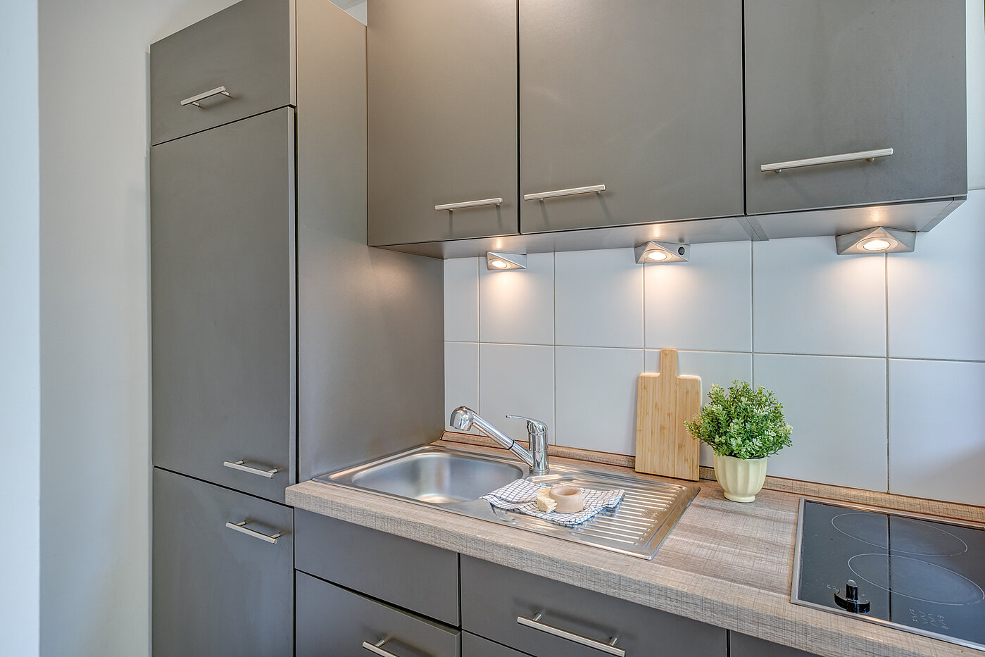 多层公寓 与 1 房间 | München-Ramersdorf | 70416 | Küche...
