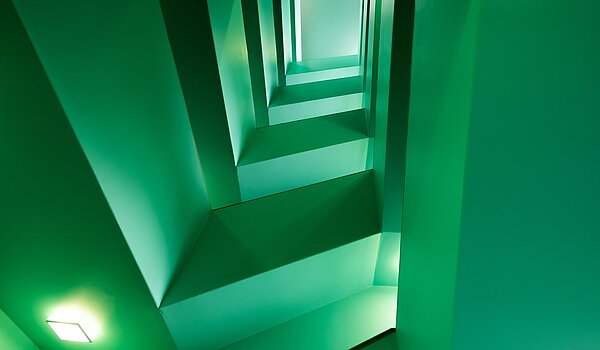 高架层 与 3 房间 | München-Sendling | 2009ML8 | Beeindruckendes Treppenhaus