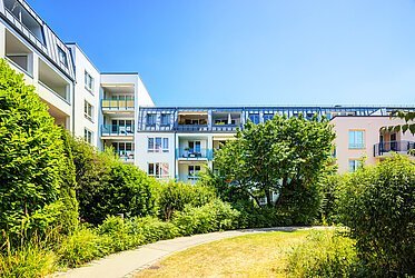 Oberföhring：宽敞的 3 居室公寓，带西南朝向的阳台——空置——