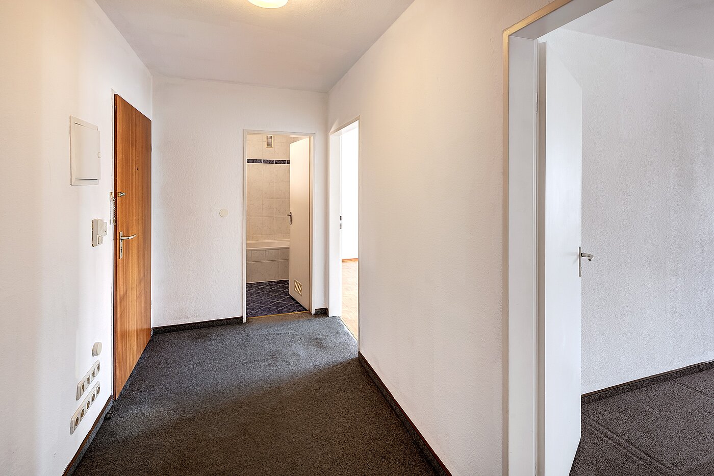 多层公寓 与 2 房间 | München-Freimann | 70158 | Großzügige Diele...