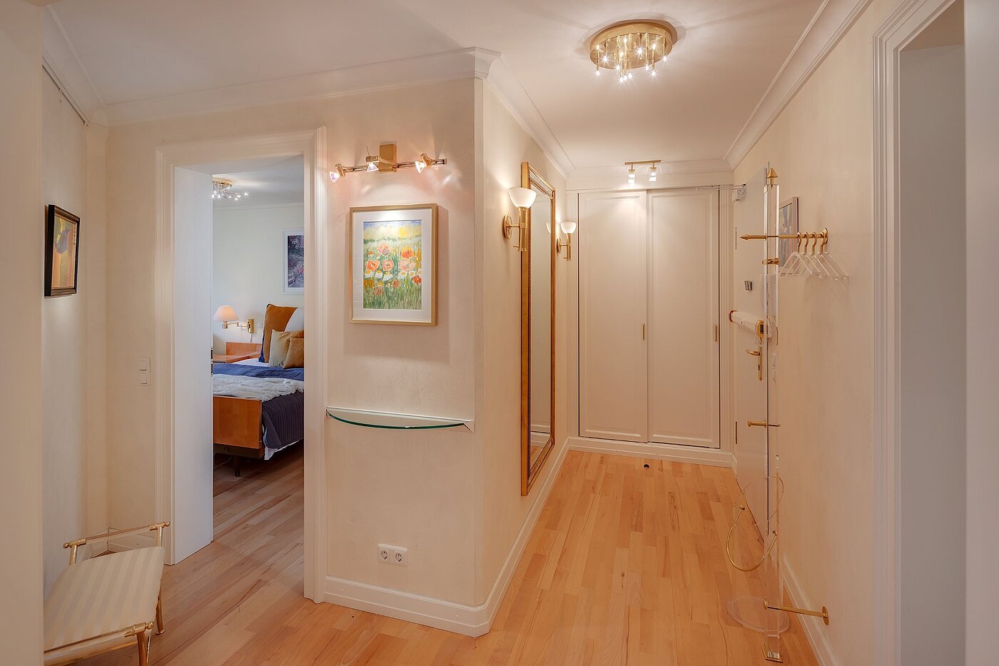 多层公寓 与 2 房间 | München-Sendling | 2010ML1 | Ansprechende Diele mit...