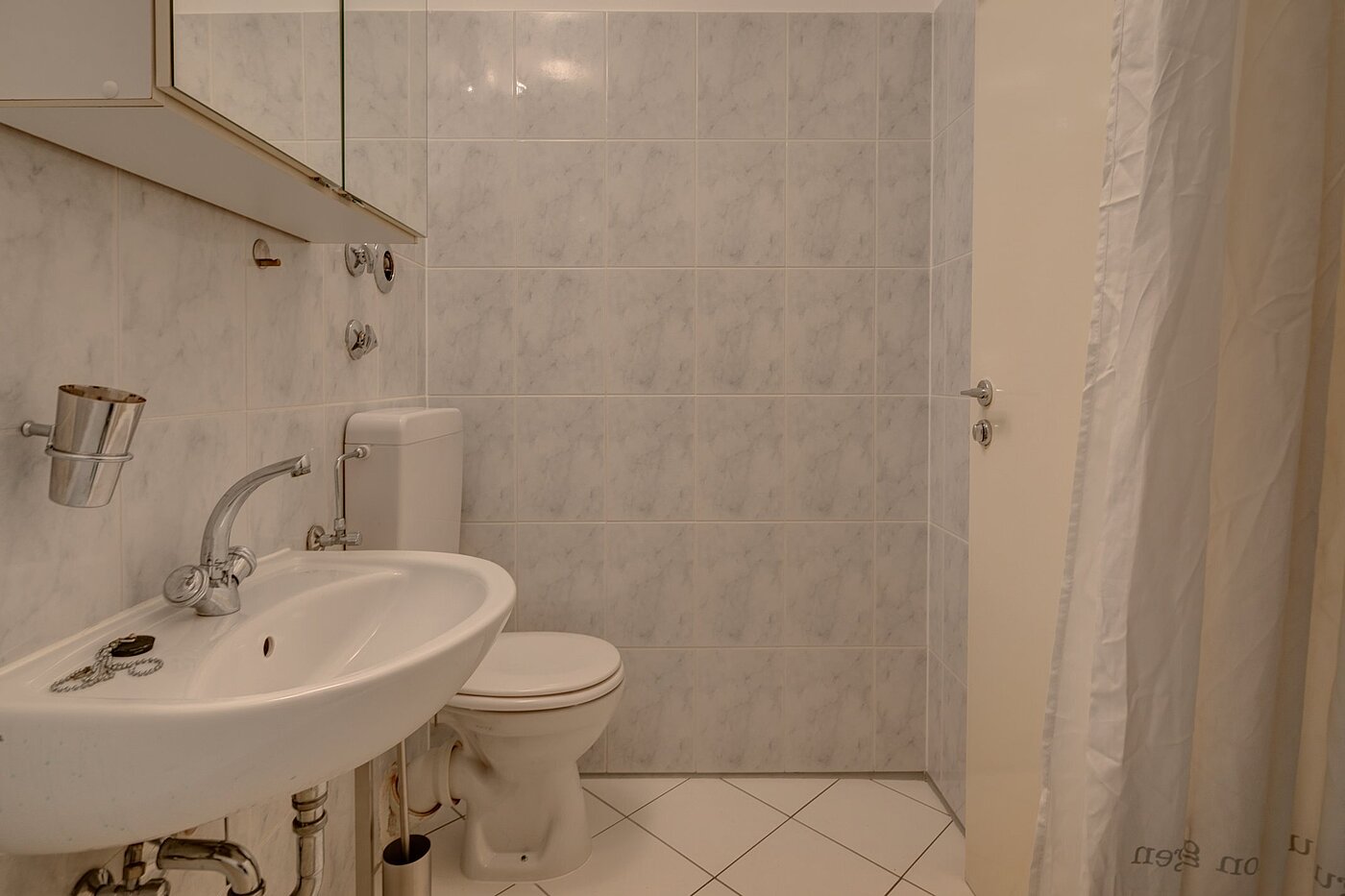 高架层 与 1 房间 | München-Neuhausen | 1911ML10 | mit Badewanne